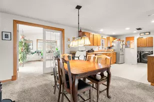 533 NW 7th St, Redmond, OR 97756 - Photo 13