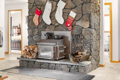 533 NW 7th Street, Redmond, OR 97756 - Photo 9