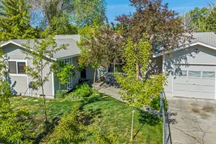 533 NW 7th St, Redmond, OR 97756 - Photo 3