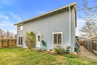 1250 Diamond Street, Medford, OR 97501 - Photo 29