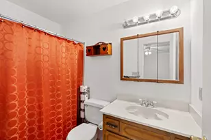 2744 Merriman Rd, Medford, OR 97501 - Photo 19