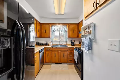 2744 Merriman Road, Medford, OR 97501 - Photo 9