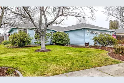 125 Meadow View Drive, Phoenix, OR 97535 - Photo 3