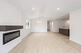 443 NW Monte Vis Ave, Madras, OR 97741 - Photo 15