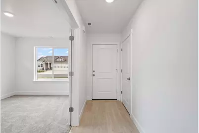 443 NW Monte Vista Avenue #120, Madras, OR 97741 - Photo 7