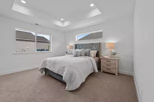 435 NW Monte Vis Ave, Madras, OR 97741 - Photo 11