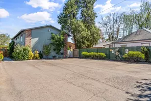 1116 Niantic St, Medford, OR 97501 - Photo 5