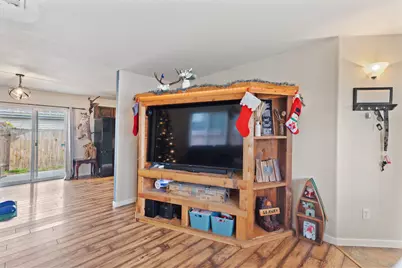 1110 SW Bridge Street, Grants Pass, OR 97526 - Photo 5