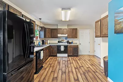 1110 SW Bridge Street, Grants Pass, OR 97526 - Photo 7