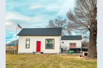 22111 Highway 39, Merrill, OR 97633 - Photo 1