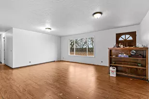 100 Minthorne Rd, Rogue River, OR 97537 - Photo 25