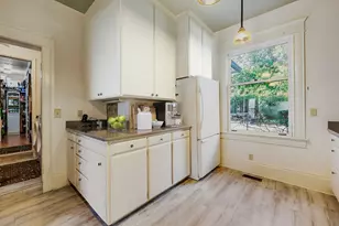 451 N Main St, Ashland, OR 97520 - Photo 15