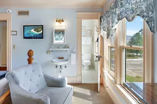 451 N Main St, Ashland, OR 97520 - Photo 29