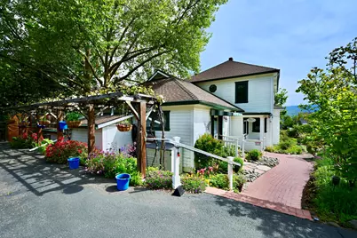 451 N Main Street, Ashland, OR 97520 - Photo 63