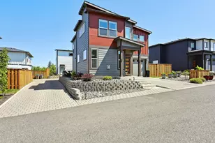 1250 29th St, Hood River, OR 97031 - Photo 3