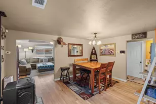 438 Westminster Dr, Eagle Point, OR 97524 - Photo 7