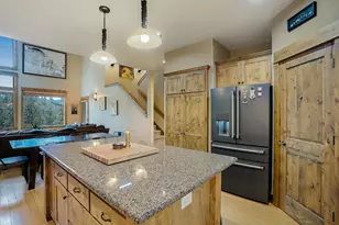 61363 Wild Rapids Dr, Bend, OR 97702 - Photo 15