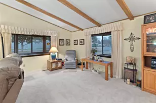 109 Waverly Dr, Grants Pass, OR 97526 - Photo 5