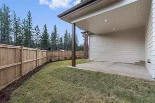62552 NW Woodsman Loop, Bend, OR 97703 - Photo 37