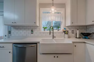 613 Glenn Way, Central Point, OR 97502 - Photo 11