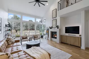 1281 Highland View Loop, Redmond, OR 97756 - Photo 9