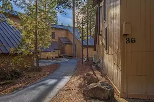 17611 Cluster Cabin Ln, Sunriver, OR 97707 - Photo 1