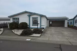 555 Freeman Rd, Central Point, OR 97502 - Photo 19