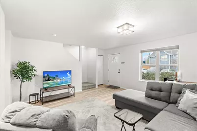 450 Midway Road #6, Medford, OR 97501 - Photo 5