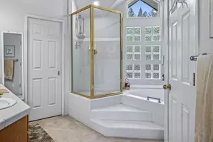 19745 Mt Bachelor Ct, Bend, OR 97702 - Photo 31