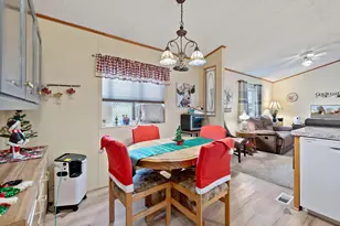 185 NW Harwood Ave, Prineville, OR 97754 - Photo 7