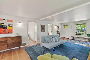 827 NW Delaware Ave, Bend, OR 97703 - Photo 7