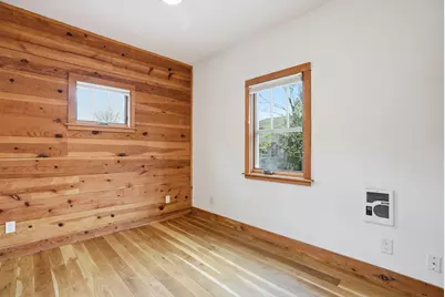 827 NW Delaware Avenue, Bend, OR 97703 - Photo 33