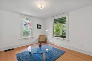 827 NW Delaware Ave, Bend, OR 97703 - Photo 23