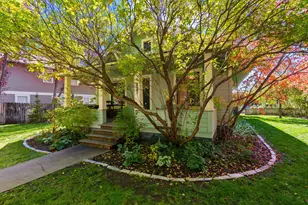 827 NW Delaware Ave, Bend, OR 97703 - Photo 49