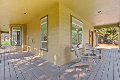 3025 NW Fairway Heights Drive, Bend, OR 97703 - Photo 27