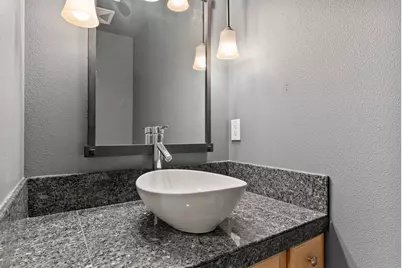 3025 NW Fairway Heights Drive, Bend, OR 97703 - Photo 31