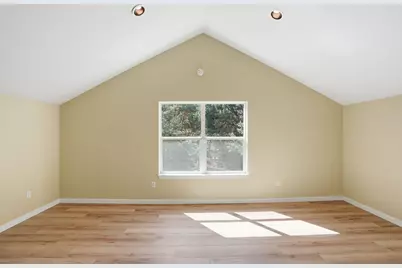 3025 NW Fairway Heights Drive, Bend, OR 97703 - Photo 17