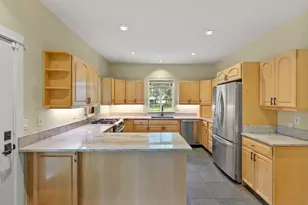 3025 NW Fairway Heights Dr, Bend, OR 97703 - Photo 13