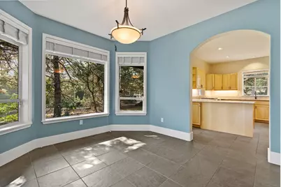 3025 NW Fairway Heights Drive, Bend, OR 97703 - Photo 7