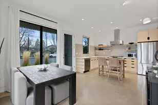 15 NW St Helens Pl, Bend, OR 97703 - Photo 11