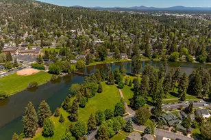 15 NW St Helens Pl, Bend, OR 97703 - Photo 9