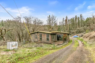 5885 Crowfoot Road, Trail, OR 97541 - Photo 3