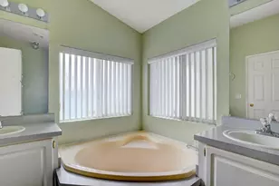 22071 Hwy 62, Shady Cove, OR 97539 - Photo 15