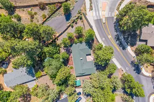 61176 Larkwood Dr, Bend, OR 97702 - Photo 33