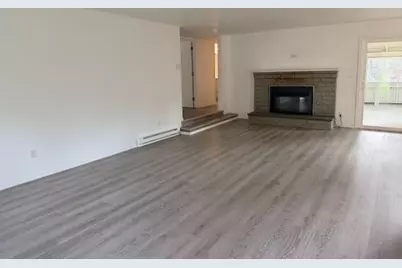 326 Debra Lane, Grants Pass, OR 97527 - Photo 3