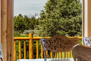 18070 Cascade Estates Dr, Bend, OR 97703 - Photo 17