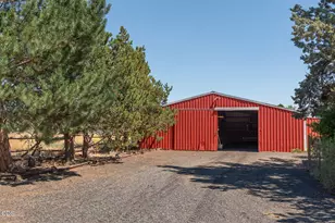 18070 Cascade Estates Dr, Bend, OR 97703 - Photo 53