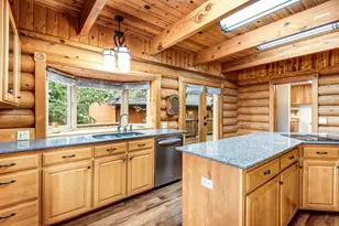 18070 Cascade Estates Dr, Bend, OR 97703 - Photo 17