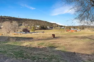 643 NE Coles Rd, Prineville, OR 97754 - Photo 31