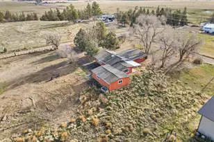 643 NE Coles Rd, Prineville, OR 97754 - Photo 43